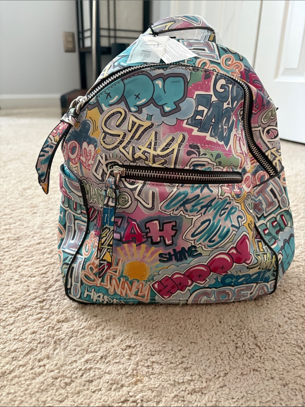 Colorful Graffiti-Print Women’s Backpack – Multicolor